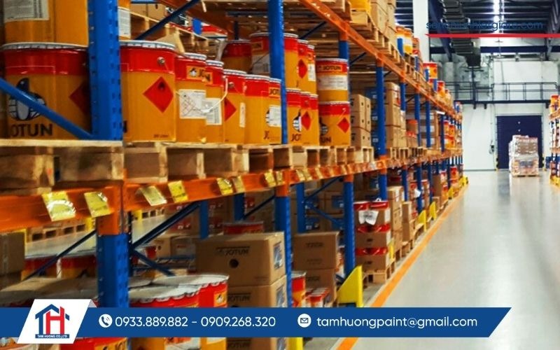 sơn chịu nhiệt Jotun Solvalitt Midtherm có thể sử dụng cho cả bề mặt bọc và không bọc cách nhiệt